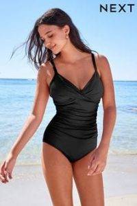 girls swimming apparels